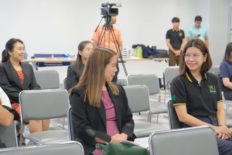 กิจกรรมการแลกเปลี่ยนเรียนรู้ แนวปฏิบัติที่ดี (VRU KM Day 2024)เพื่อการดำเนินการที่เป็นเลิศ (EdPEx) 