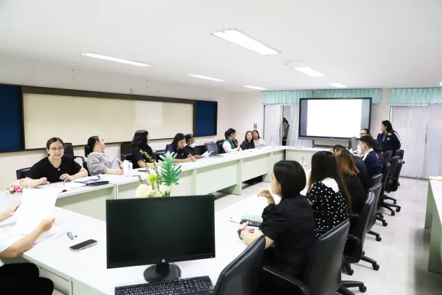 ประชุมคณะกรรมการดำเนินงานจัดการความรู้ (KM) มหาวิทยาลัยราชภัฏวไลยอลงกรณ์ ในพระบรมราชูปถัมภ์